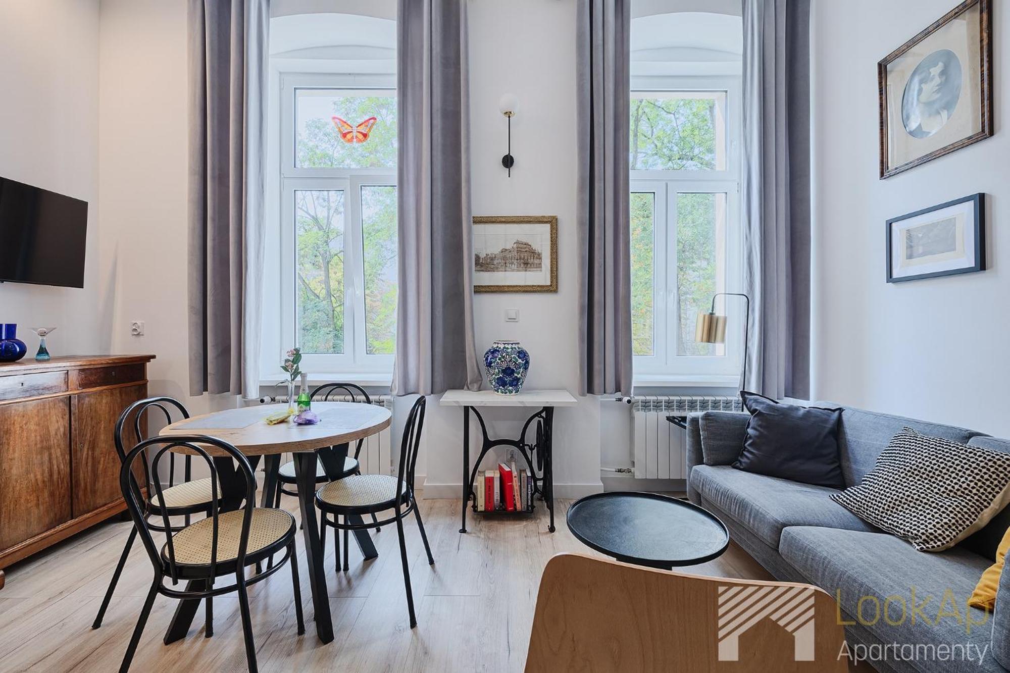 Apartment Wolczanskie Motyle By Lookap